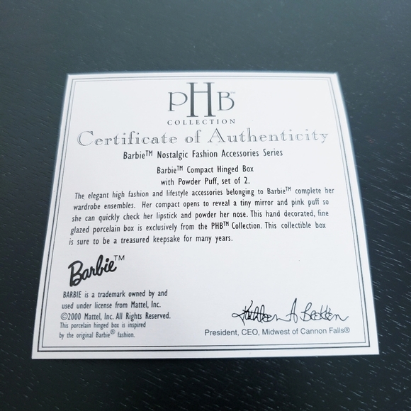 *Last Chance* Barbie Porcelain Hinged Box Compact + Powder Puff PHB Midwest - Picture 16 of 16